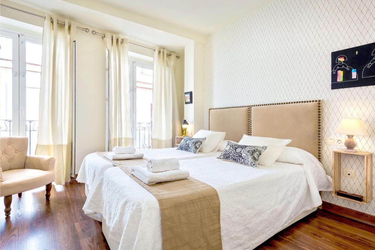 Genteel Home Francos Sevilla Bagian luar foto