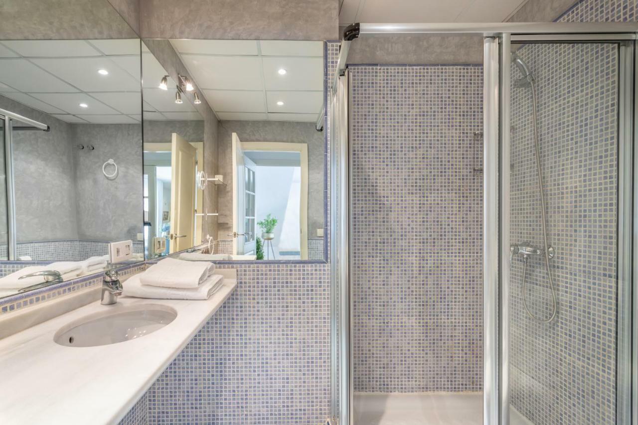 Genteel Home Francos Sevilla Bagian luar foto