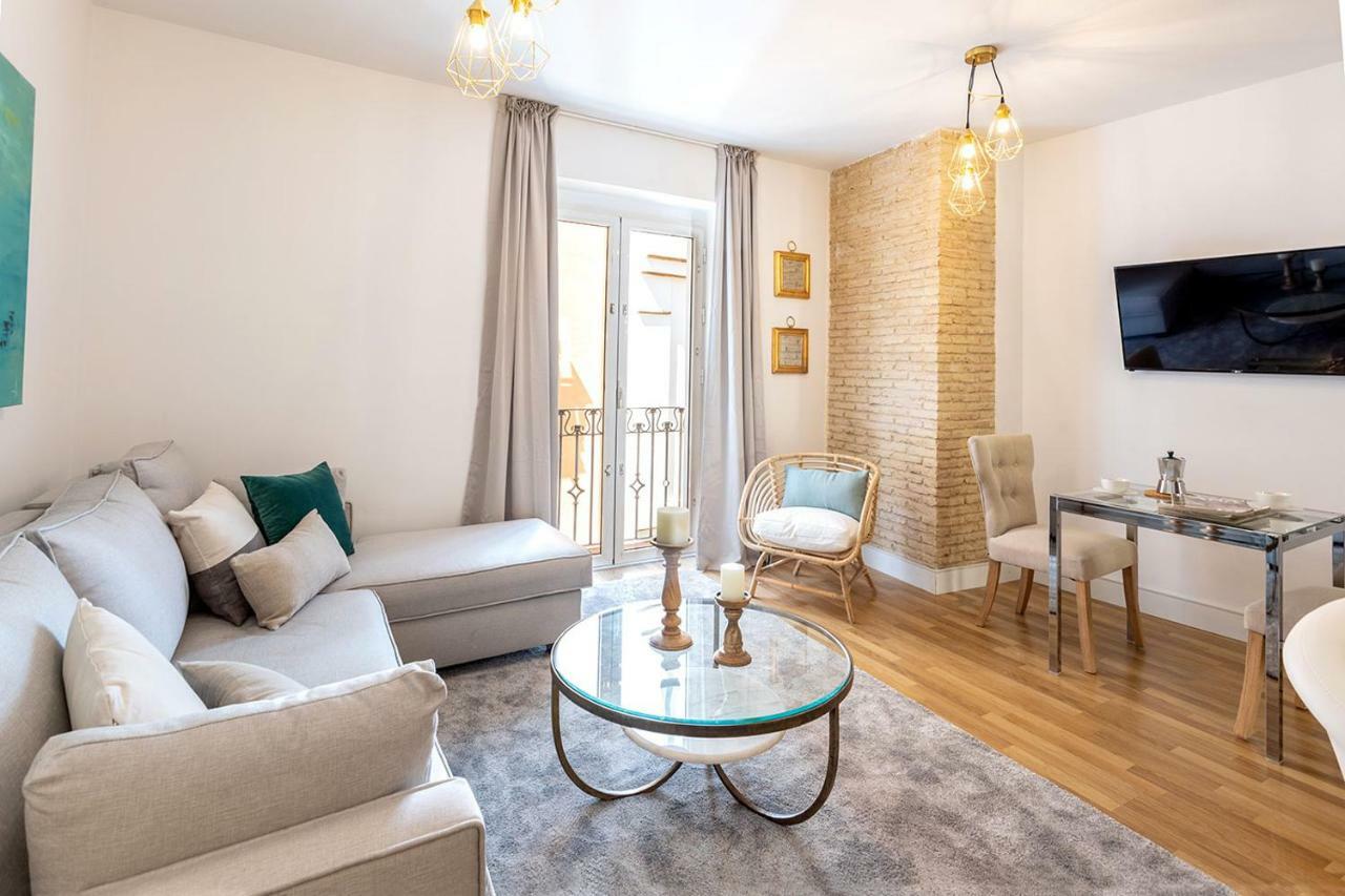 Genteel Home Francos Sevilla Bagian luar foto